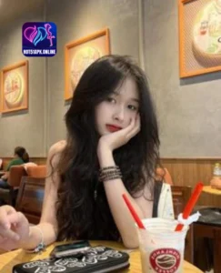 Read more about the article Kim Oanh Female Influencer Hot51 yang Memikat