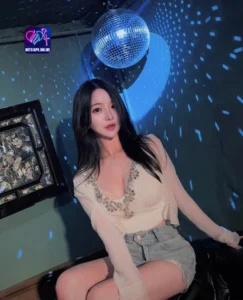 Read more about the article Aleen Influencer Populer di Indonesia Hot51