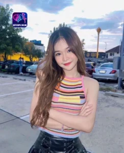 Read more about the article Namwong Influencer Wanita Terkenal Hot51 di Indonesia