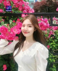 Read more about the article Натаwа Influencer Wanita Indonesia di Hot51